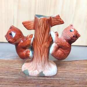 Vintage Ceramic Bear Cubs on Signpost Tree Shakers